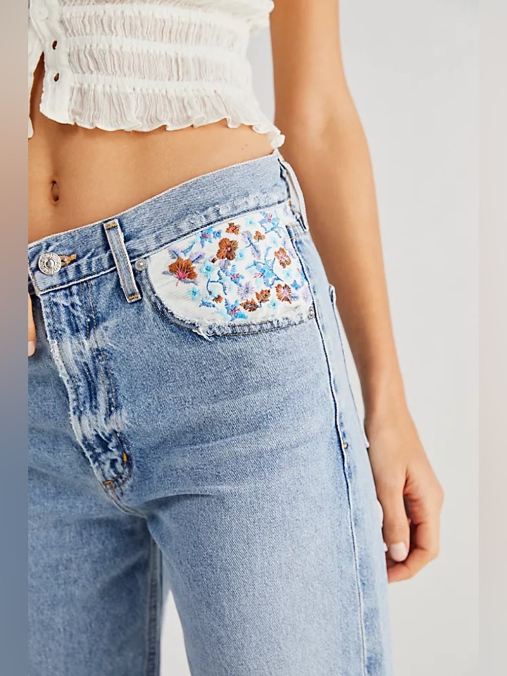 Citizens of Humanity Marlee Relaxed Taper Jeans Embroidered Distressed Size 26